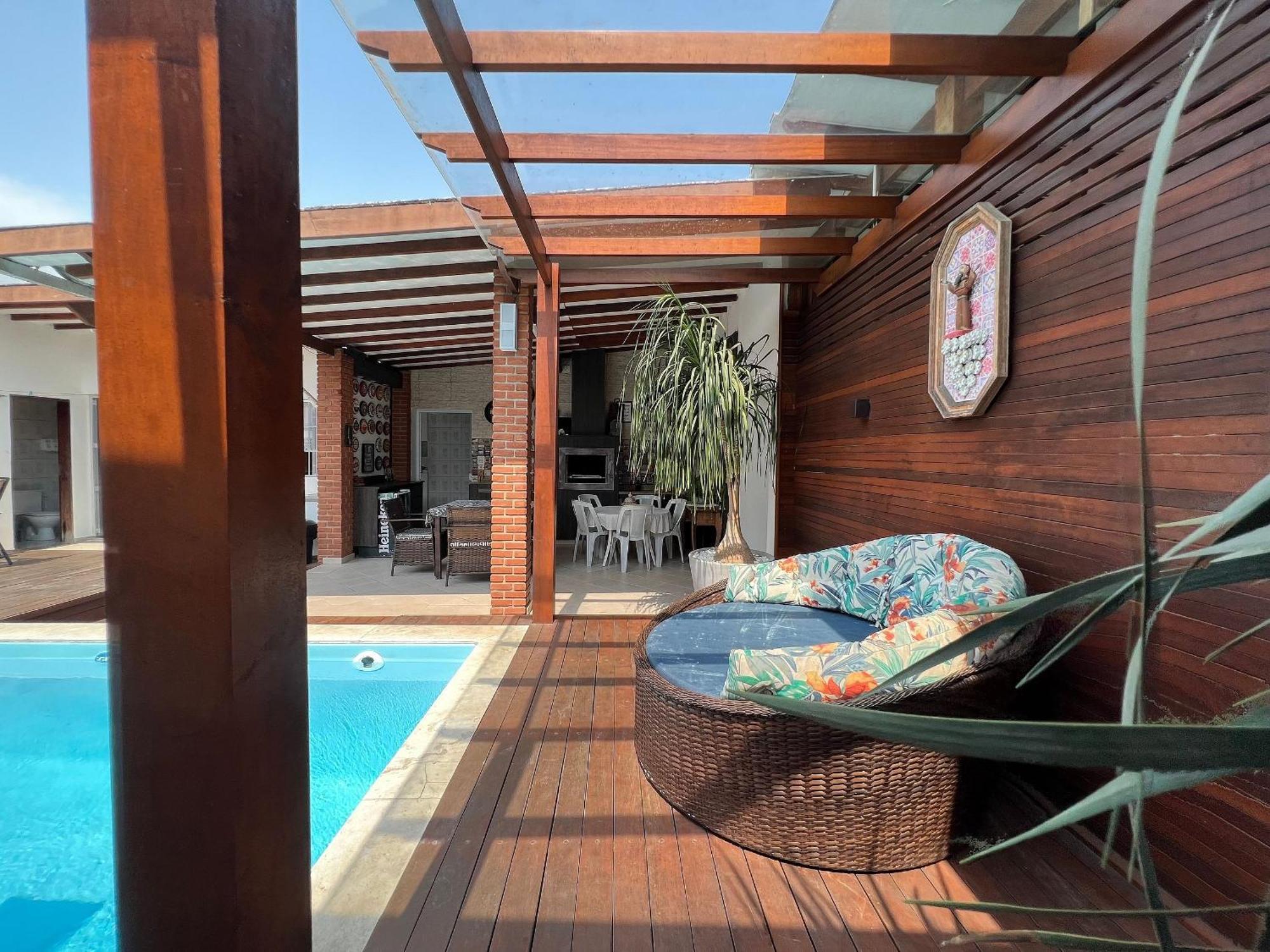 Casa Agradavel Com Piscina, A Poucos Passos Da Praia เปรูอิบี ภายนอก รูปภาพ