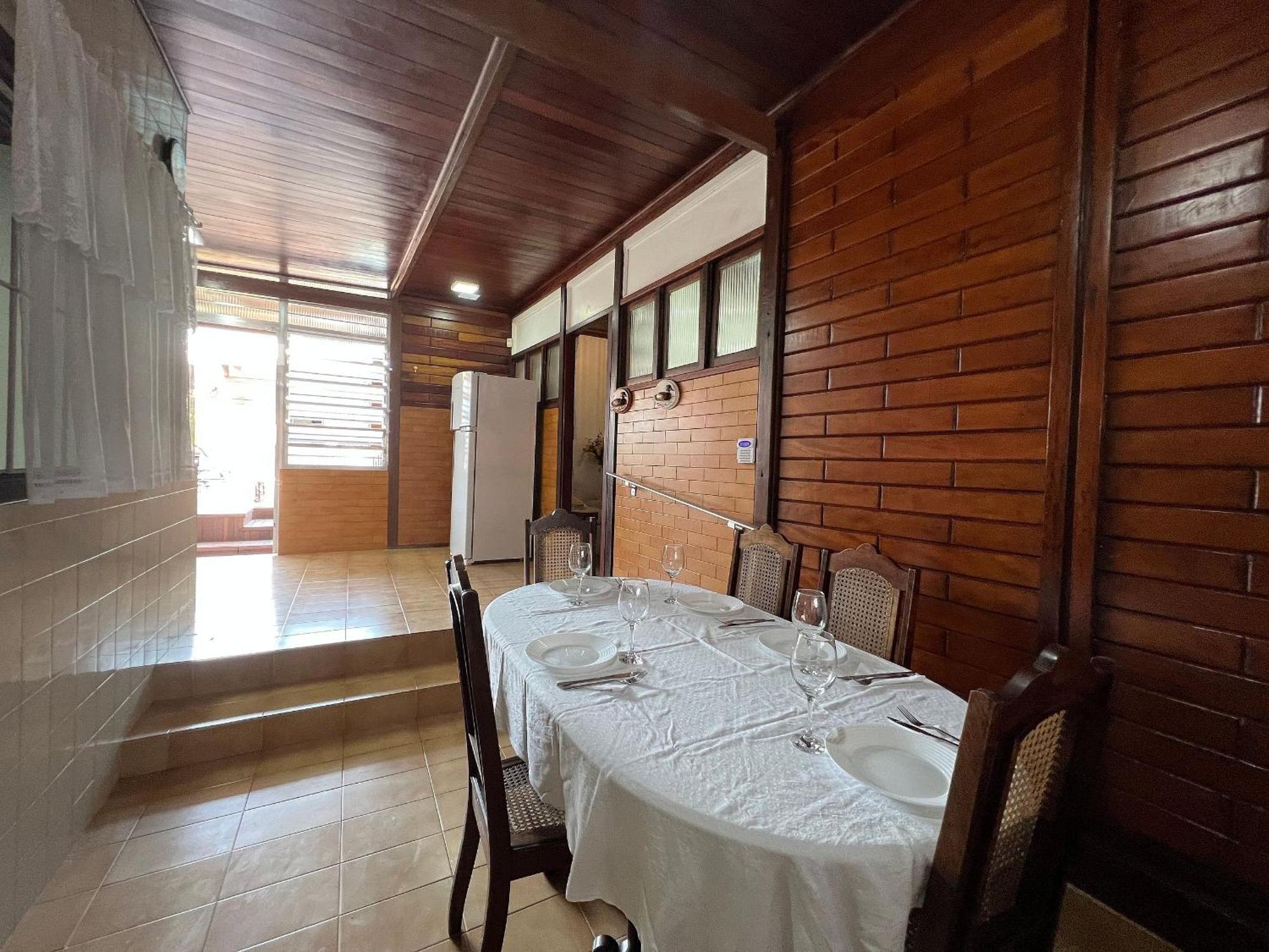 Casa Agradavel Com Piscina, A Poucos Passos Da Praia เปรูอิบี ภายนอก รูปภาพ