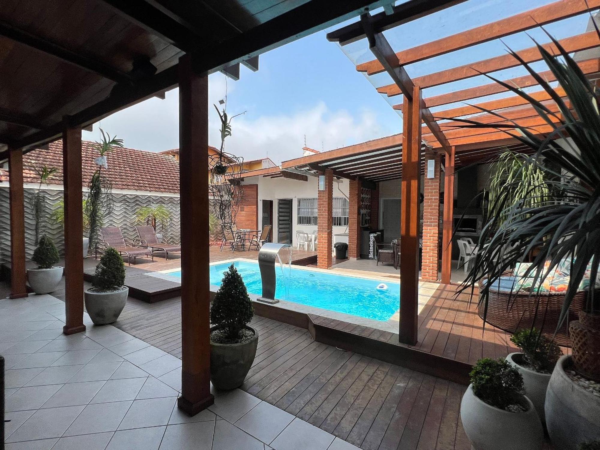 Casa Agradavel Com Piscina, A Poucos Passos Da Praia เปรูอิบี ภายนอก รูปภาพ
