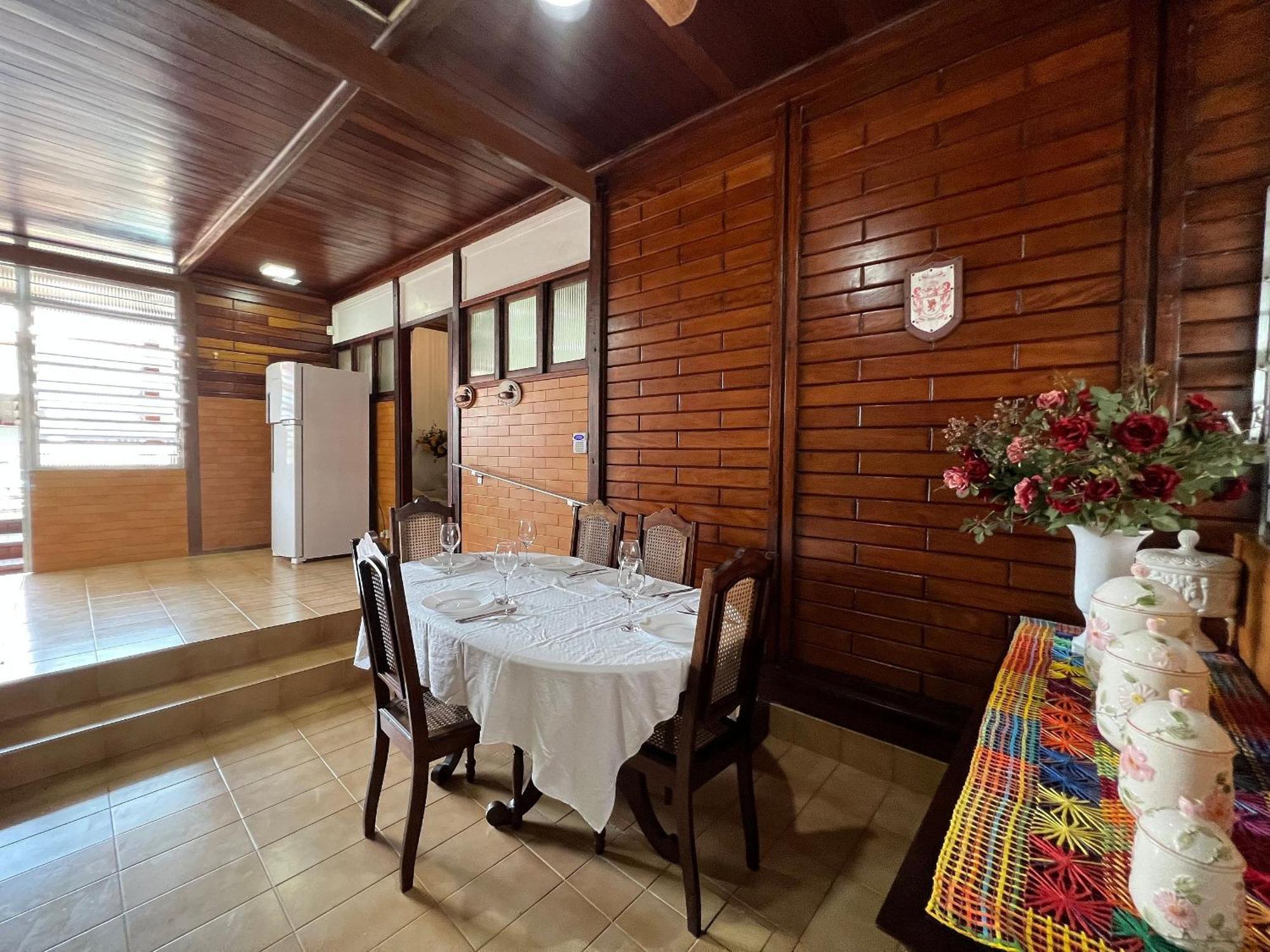 Casa Agradavel Com Piscina, A Poucos Passos Da Praia เปรูอิบี ภายนอก รูปภาพ
