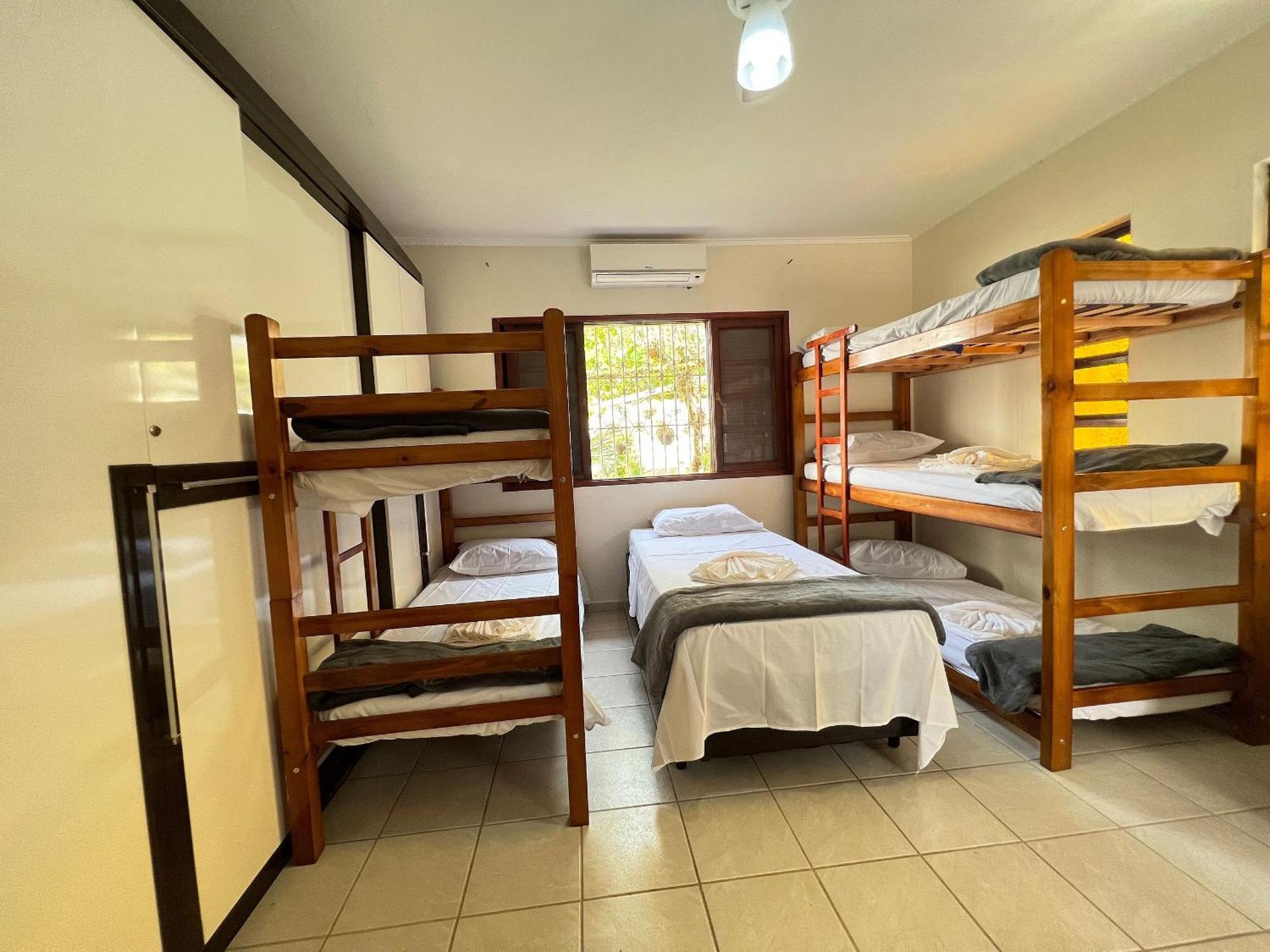 Casa Agradavel Com Piscina, A Poucos Passos Da Praia เปรูอิบี ภายนอก รูปภาพ