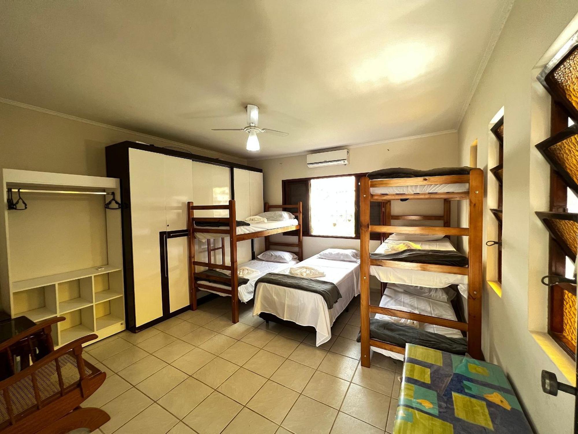 Casa Agradavel Com Piscina, A Poucos Passos Da Praia เปรูอิบี ภายนอก รูปภาพ