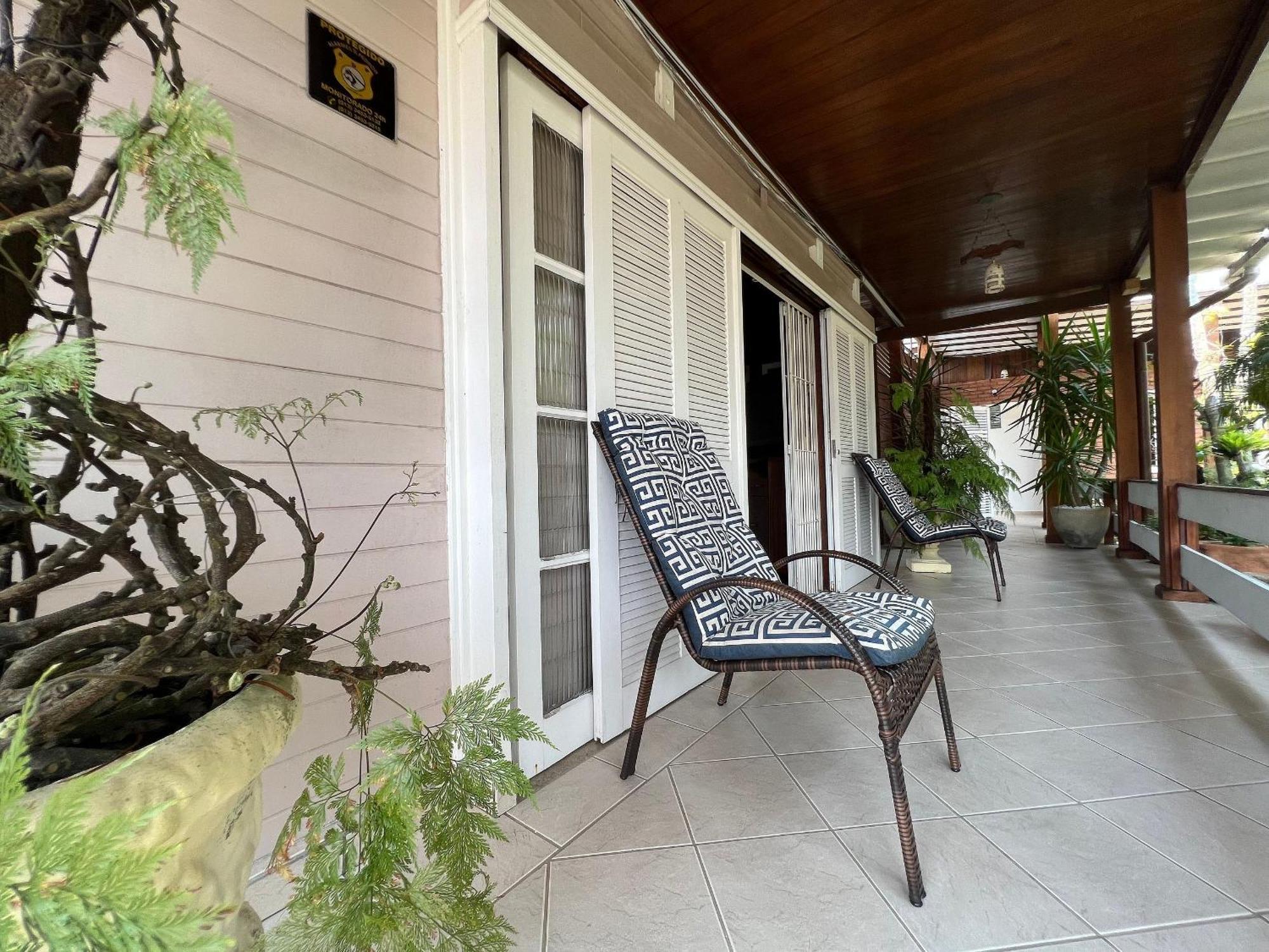 Casa Agradavel Com Piscina, A Poucos Passos Da Praia เปรูอิบี ภายนอก รูปภาพ