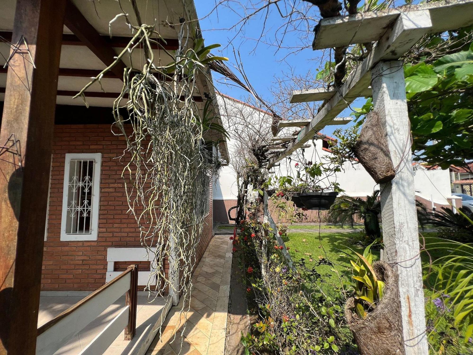 Casa Agradavel Com Piscina, A Poucos Passos Da Praia เปรูอิบี ภายนอก รูปภาพ